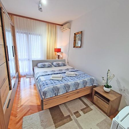 Guesthouse Elsa Ulcinj Esterno foto