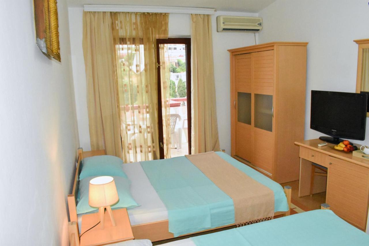 Guesthouse Elsa Ulcinj Esterno foto